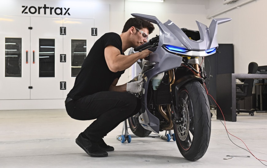 ZORTRAX Installing 3D printed Parts on the Motorcycle