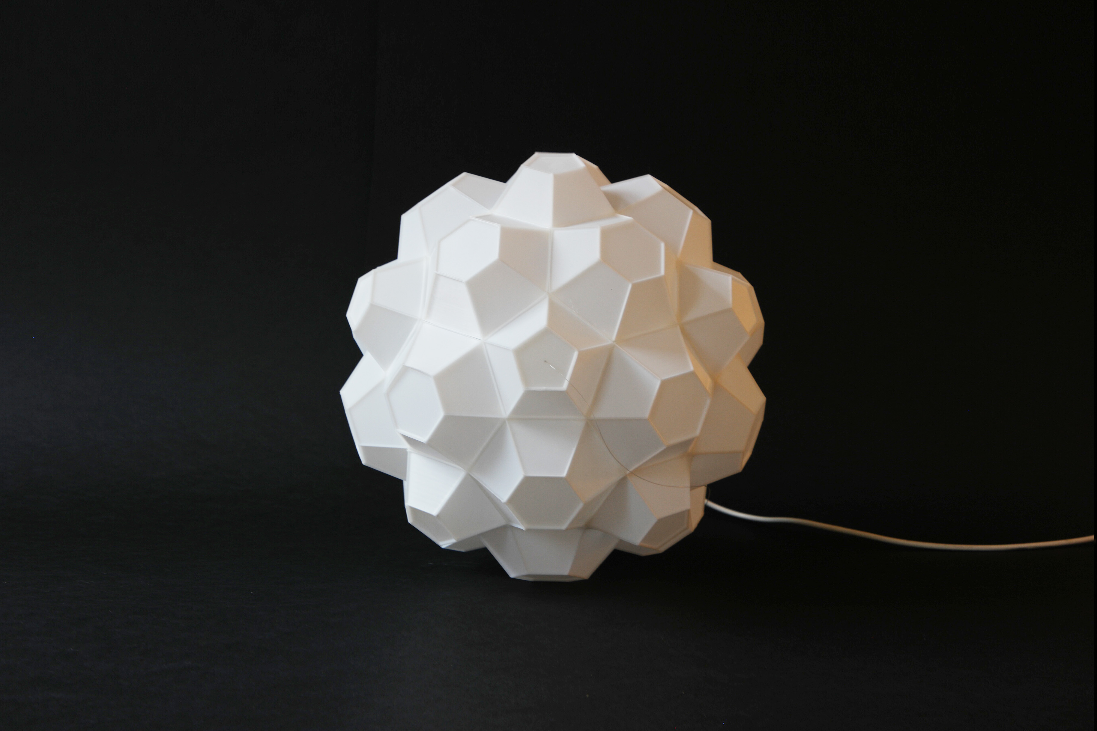ZORTRAX 3D printed lamp IcoLED